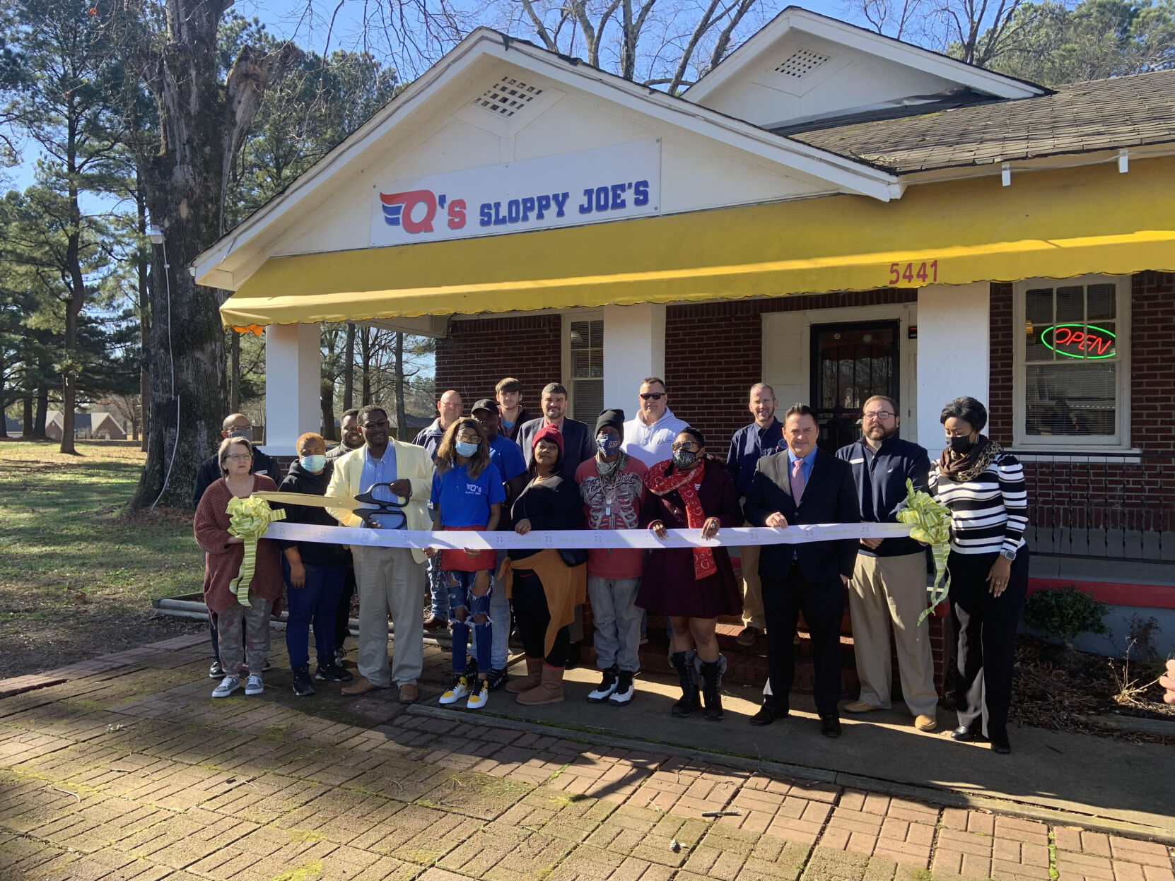 Mr. Q's Sloppy Joes open for business